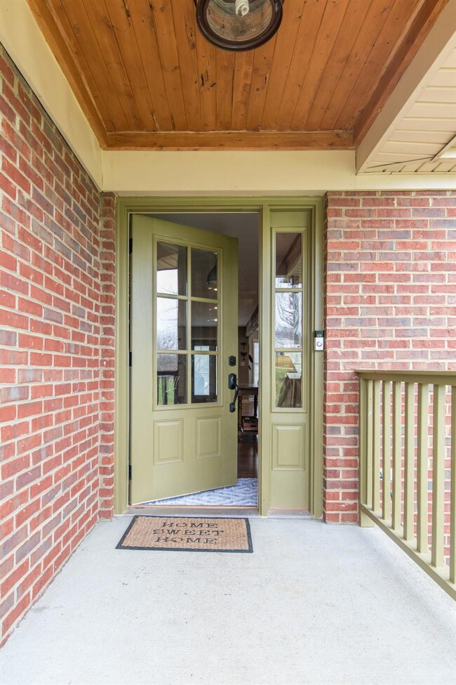 100 Lakeview Ct, Georgetown, KY 40324 - photo 4