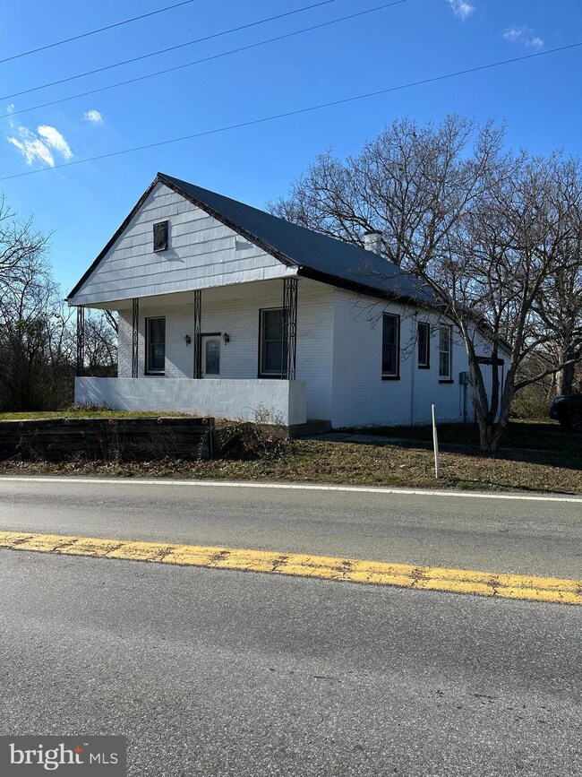 2142 Williamson Rd, Greencastle, PA 17225 - photo 6