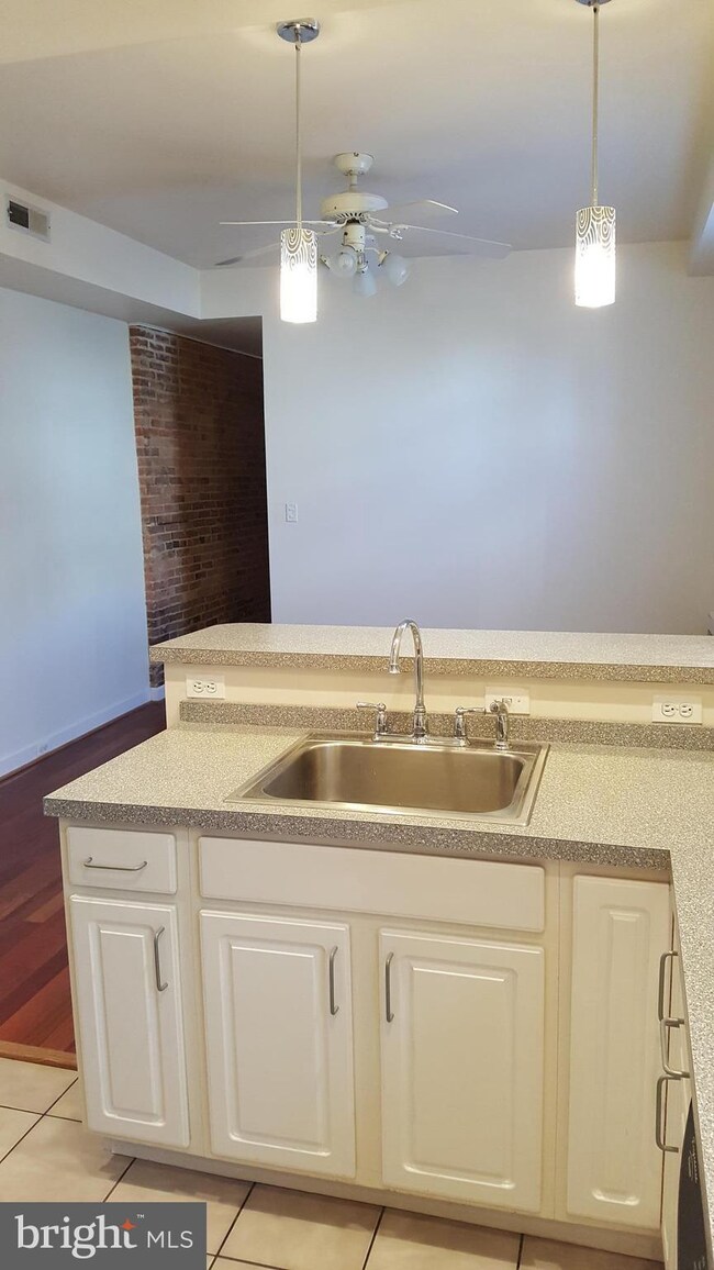 1401 Hull St unit 1, Baltimore, MD 21230 - photo 6