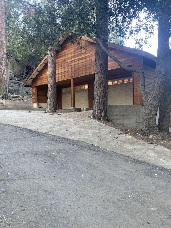 4 Car Garage
