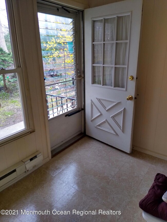 Enter sunroom
