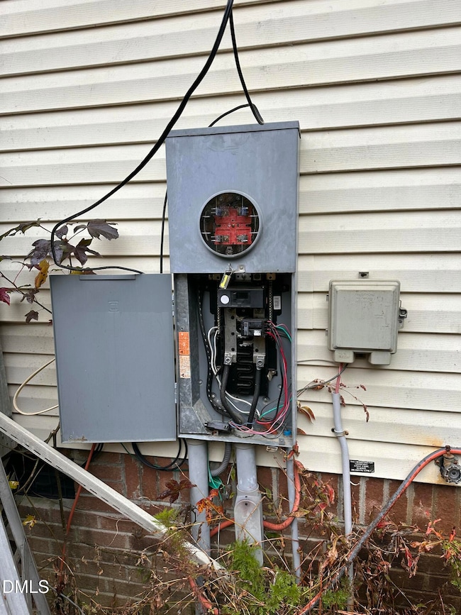 1021 Panseyhill Ln, Willow Spring, NC 27592 - photo 3