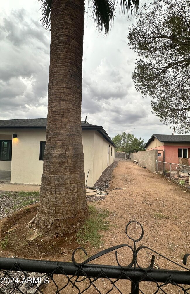 308 N F Ave, Douglas, AZ 85607 - photo 4