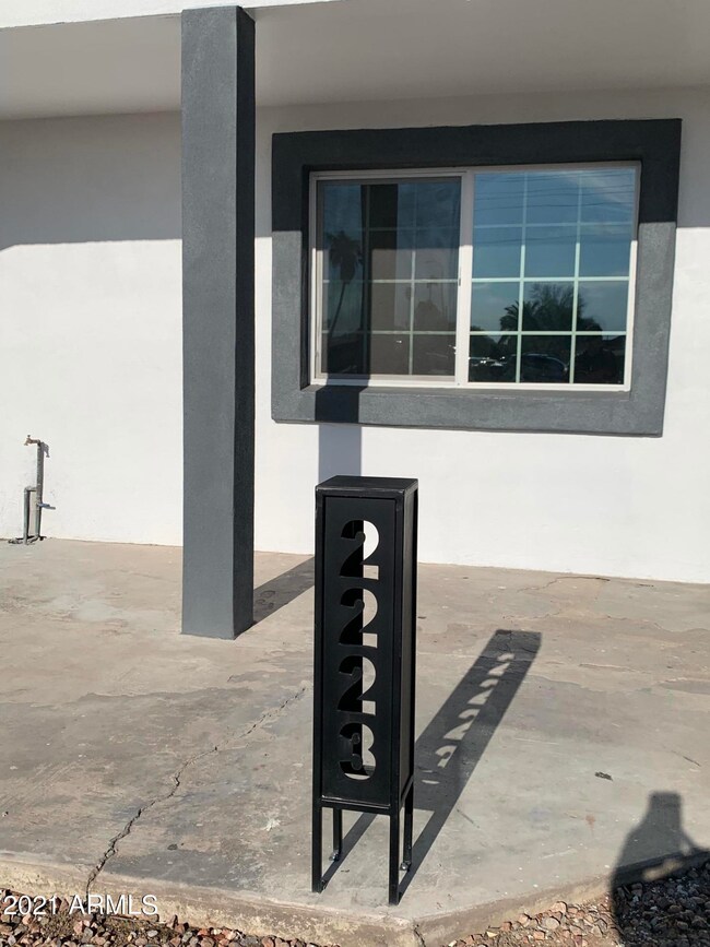 2223 N 59th Ave, Phoenix, AZ 85035 - photo 6