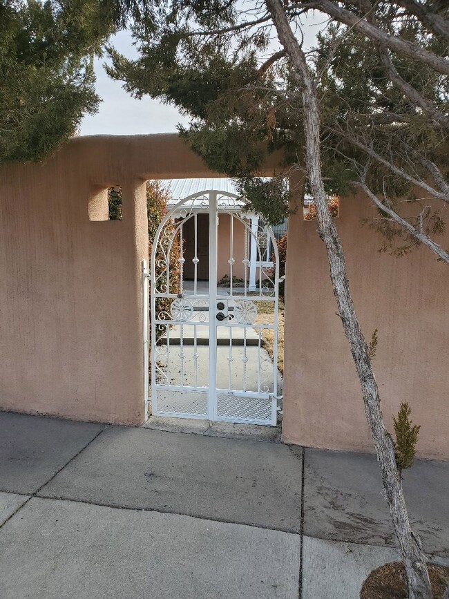 1428 Calle Cielito Lindo, Espanola, NM 87532 - photo 5