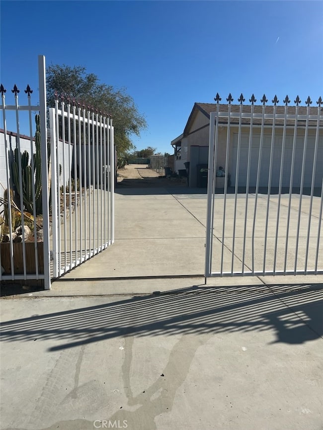 40648 Fieldspring St, Lancaster, CA 93535 - photo 3