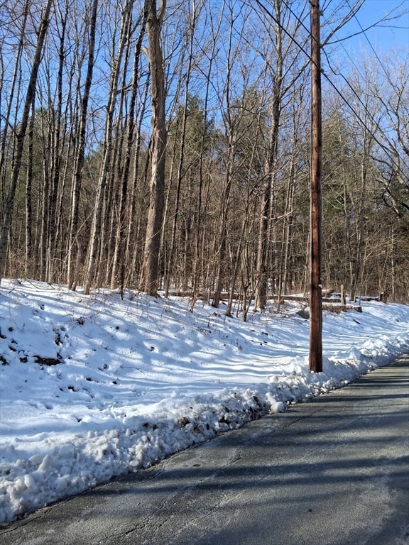 17 Maple St, Southampton, MA 01073 - photo 2