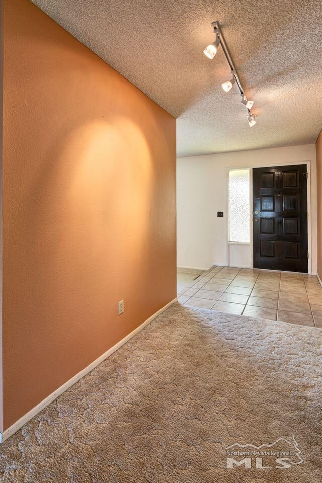 1233 Meadow View Ln, Fallon, NV 89406 - photo 5