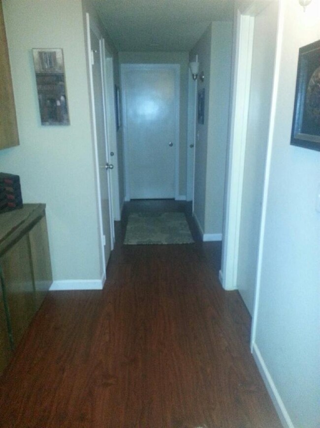 Laminate flooring