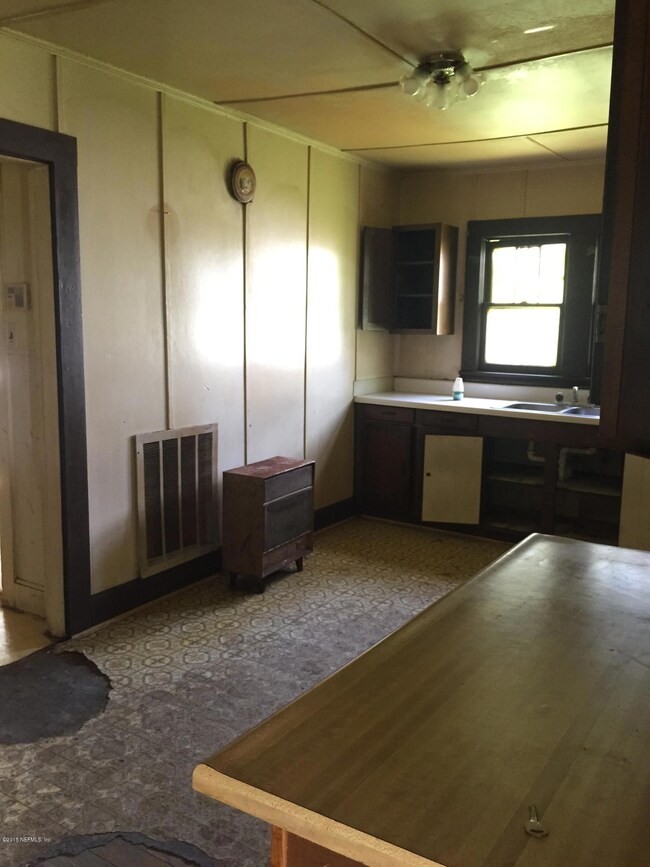 6046 105th St, Jacksonville, FL 32244 - photo 3