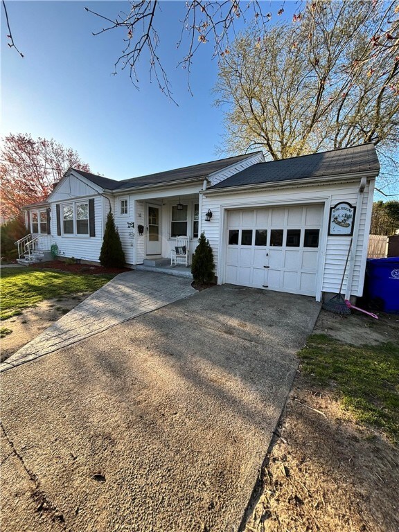 15 Winthrop St, Riverside, RI 02915 - photo 2