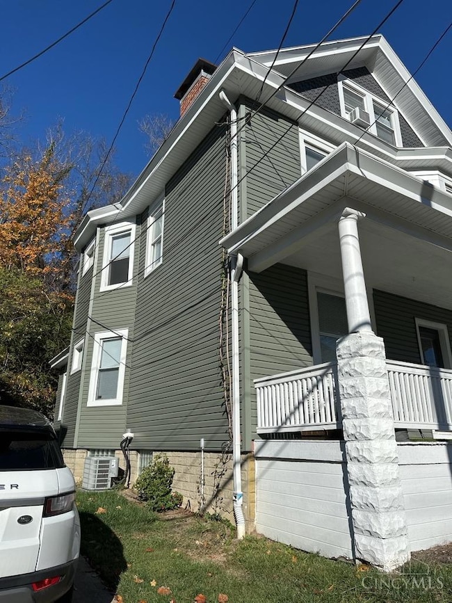 555 Delta Ave, Cincinnati, OH 45226 - photo 2