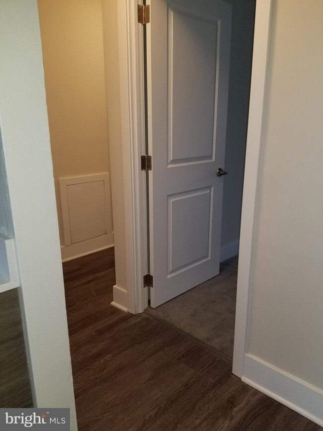 108 W North Ln unit B5, Conshohocken, PA 19428 - photo 6