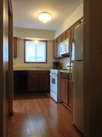 1501 Harbour Ct unit 1B, Schaumburg, IL 60193 - photo 7