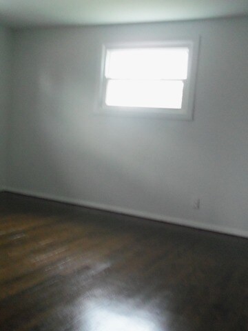 1109 Denver Dr, Carpentersville, IL 60110 - photo 6