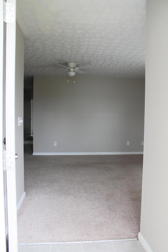 Great Rm Entry