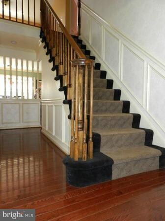 13202 Coralberry Dr, Fairfax, VA 22033 - photo 7