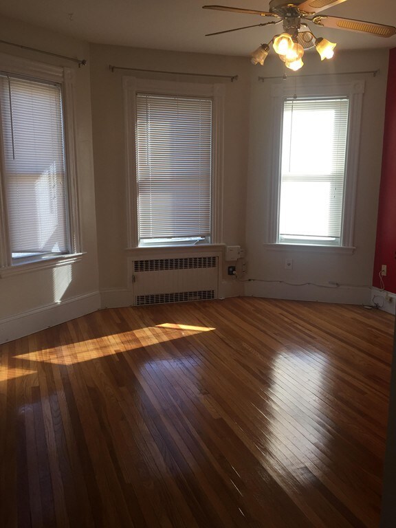 99 Walnut St unit 1, Malden, MA 02148 - photo 4