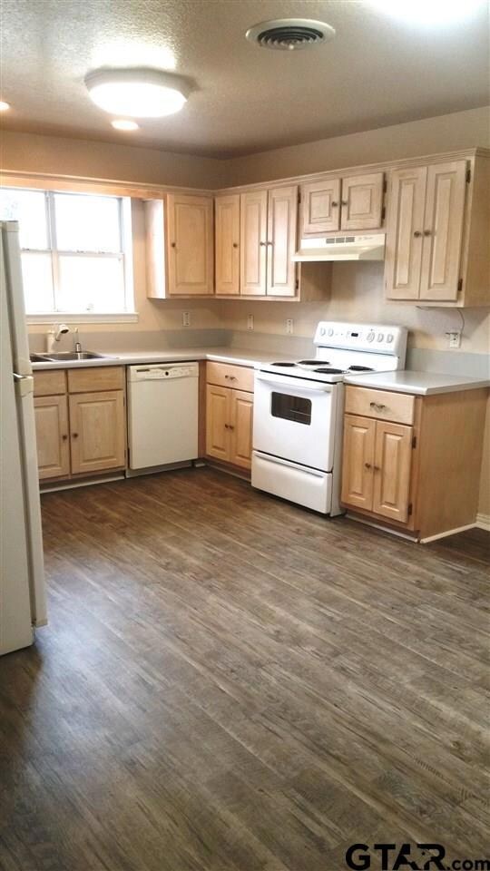 1218 1218 Dogwood, Tyler, TX 75701 - photo 3