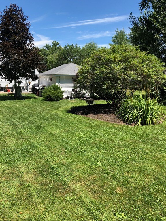 26 Ronald St, Fitchburg, MA 01420 - photo 6