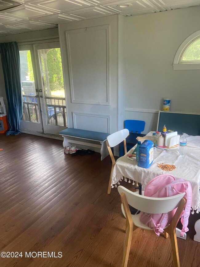 614 Laurel Ave, Allenhurst, NJ 07711 - photo 6