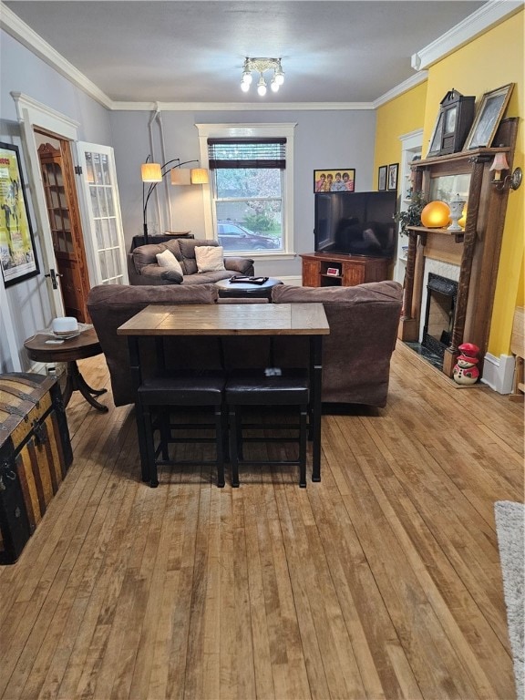 Large main level living room