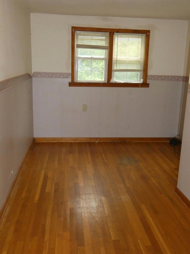 316 E State St, Georgetown, OH 45121 - photo 5