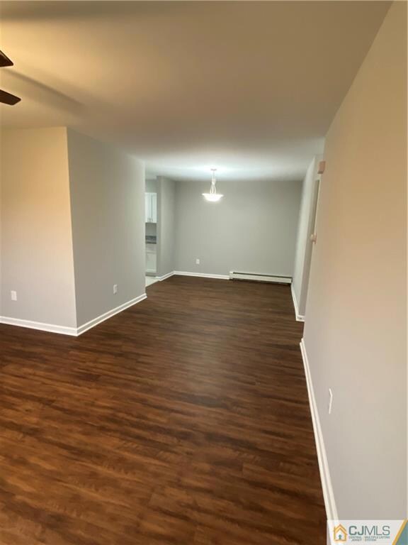 738 Cricket Ln, Woodbridge, NJ 07095 - photo 6