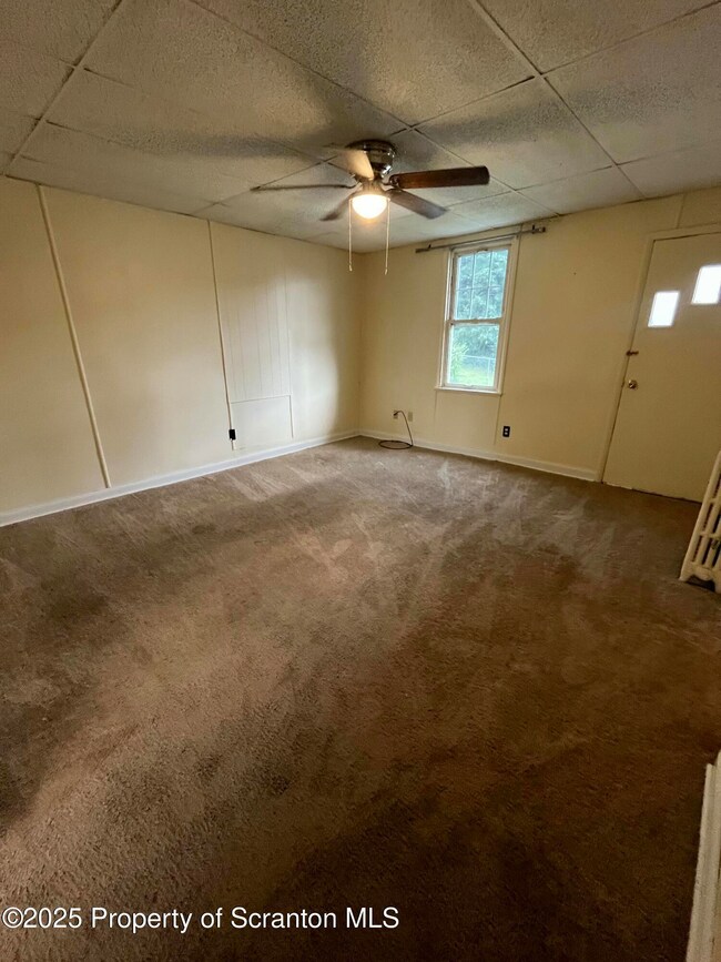 401 Prospect Ave unit 1, Scranton, PA 18505 - photo 5