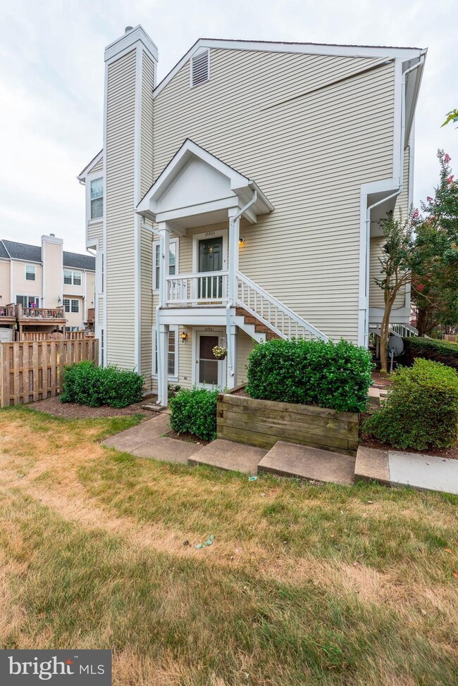 10903 Postern Ct, Manassas, VA 20109 - photo 3