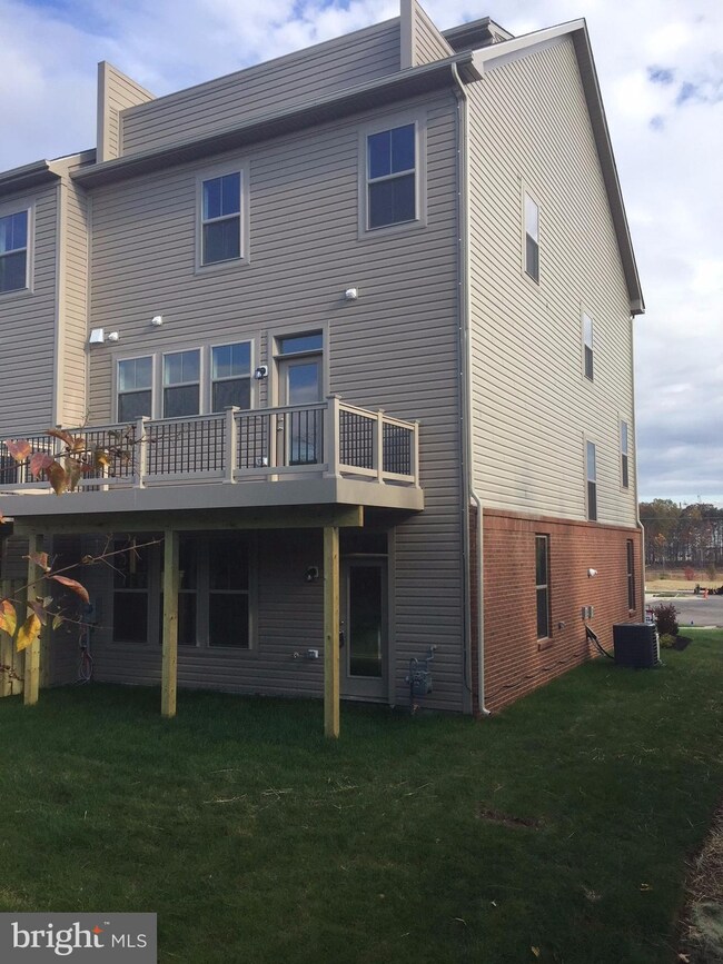 43418 Robey Square, Ashburn, VA 20148 - photo 2