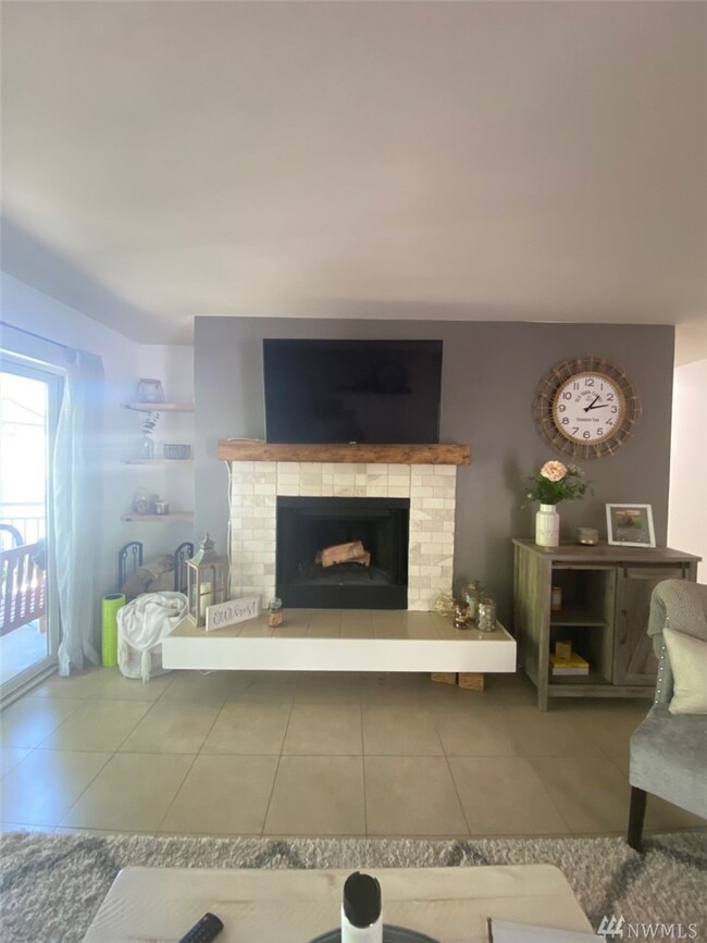 12303 Harbour Pointe Blvd unit T203, Mukilteo, WA 98275 - photo 5