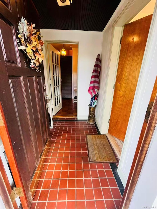 8433 124th St, Kew Gardens, NY 11415 - photo 5