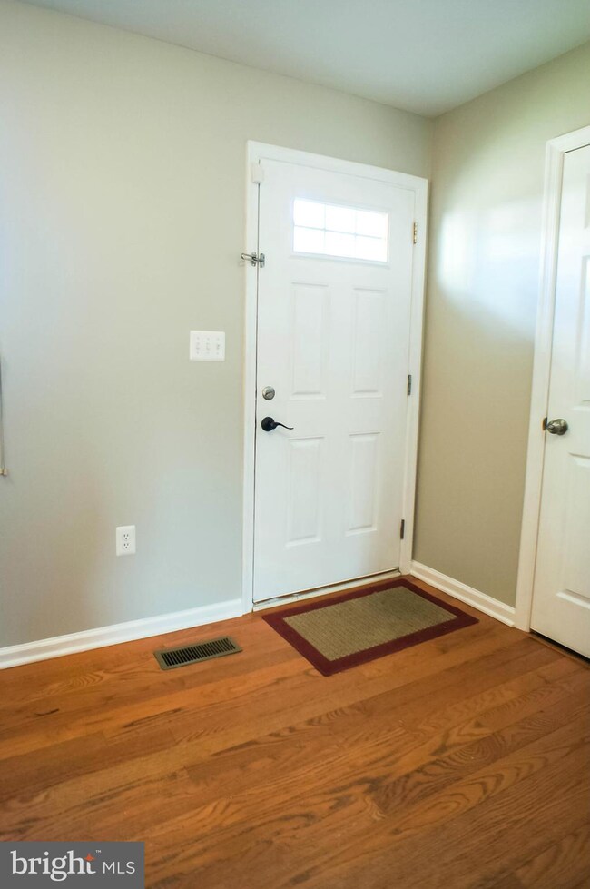 52 Waverly Ct, Ruckersville, VA 22968 - photo 3