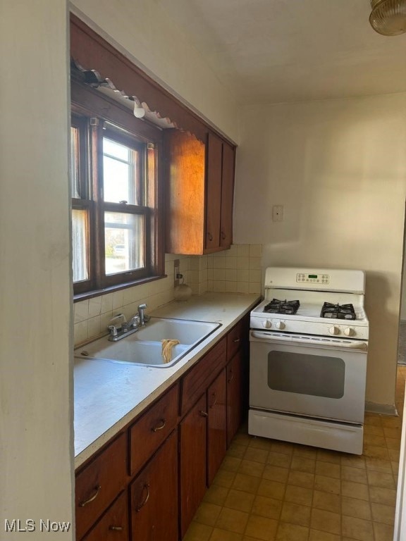 546 Baird St, Akron, OH 44311 - photo 3