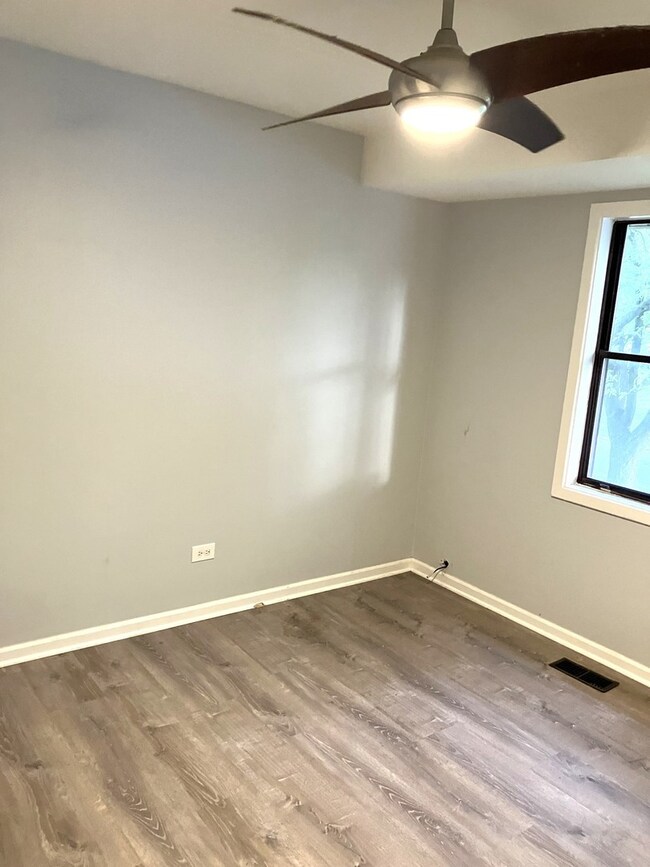 19151 Pine Dr unit 108, Country Club Hills, IL 60478 - photo 6