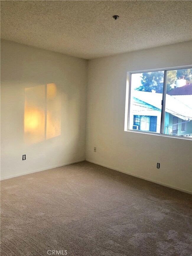 402 N Curtis Ave unit D, Alhambra, CA 91801 - photo 5