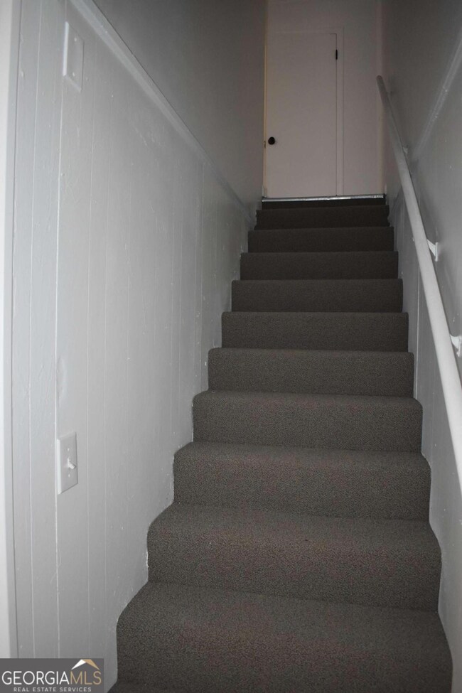 1156 Triple Hill Dr unit E, Macon, GA 31206 - photo 5