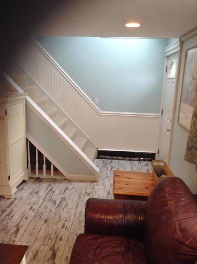 8 Teixeira Ln, East Falmouth, MA 02536 - photo 7