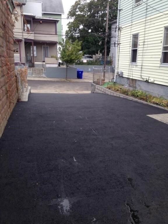 7 Barnes St, Pawtucket, RI 02860 - photo 5