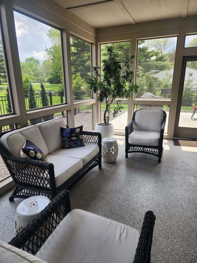 5165 Bluffton Way Porch Screened