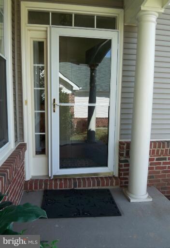 13984 Chelmsford Dr, Gainesville, VA 20155 - photo 6