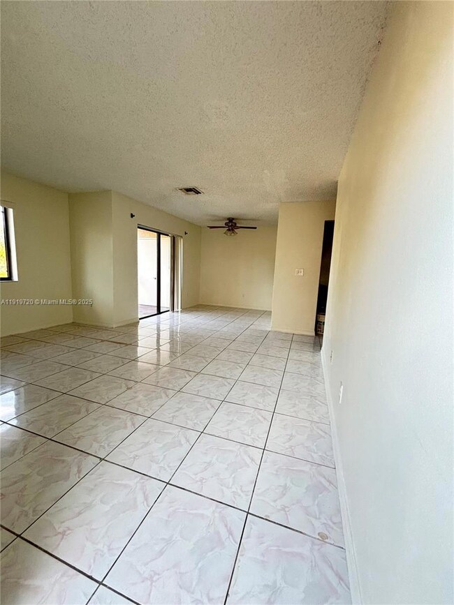 6031 10th Ave N unit 218, Greenacres, FL 33463 - photo 2