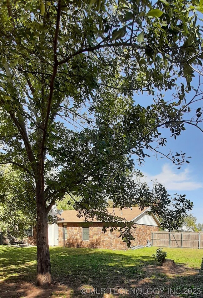 21126 E 32nd St S, Broken Arrow, OK 74014 - photo 3