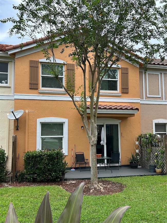 12434 Emerald Creek Manor, Davie, FL 33325 - photo 4