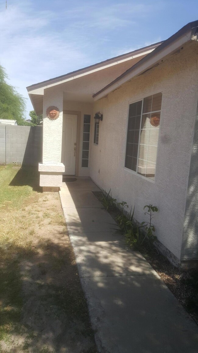 Torrence Front Sidewalk