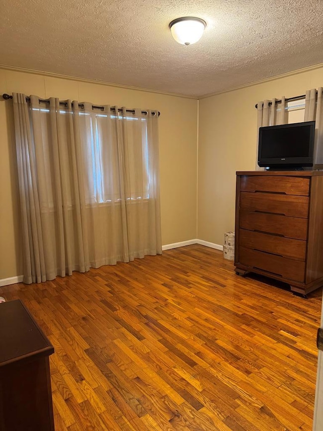 220 W Minnie Ave, Monterey, TN 38574 - photo 5