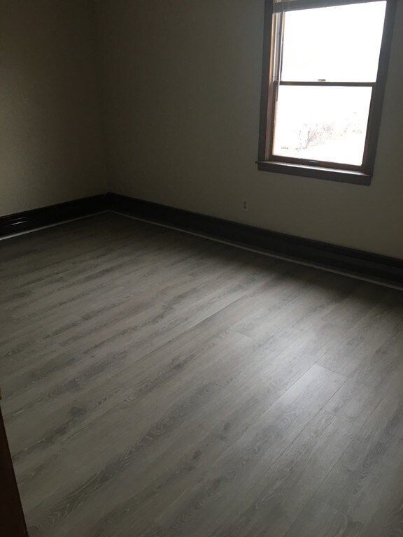 23 Heath St unit 2, Somerville, MA 02145 - photo 6