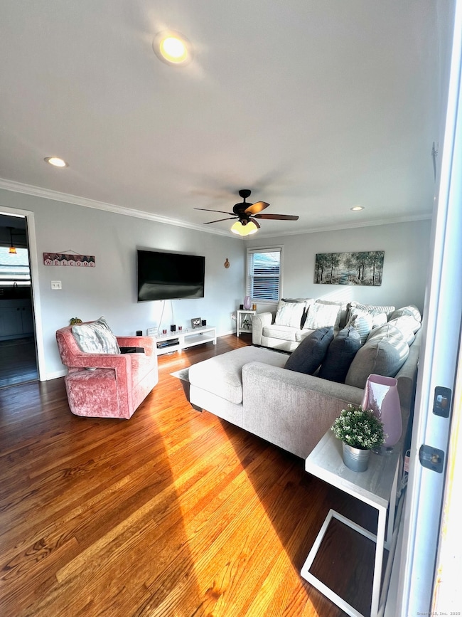 20 Glenfield Ave, Stratford, CT 06614 - photo 4