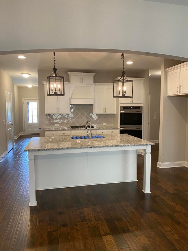 BFF9BADE-9763-4DC4-B72E-0C18899AFC17